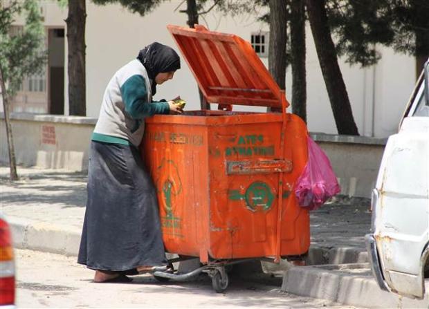 "Çöpten yiyen Suriyeli kadın" yalan çıktı