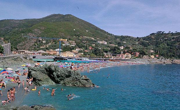 Çıplaklar kampında şoke eden görüntü!