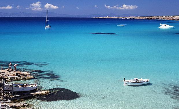 Çıplaklar kampında şoke eden görüntü!