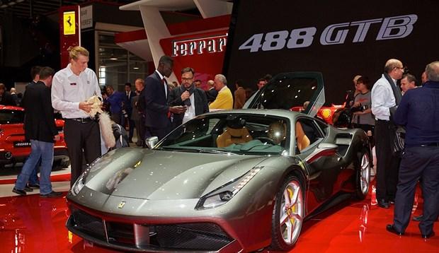 Türkiye'den 6 kişi 1,5 milyon TL'ye Ferrari aldı