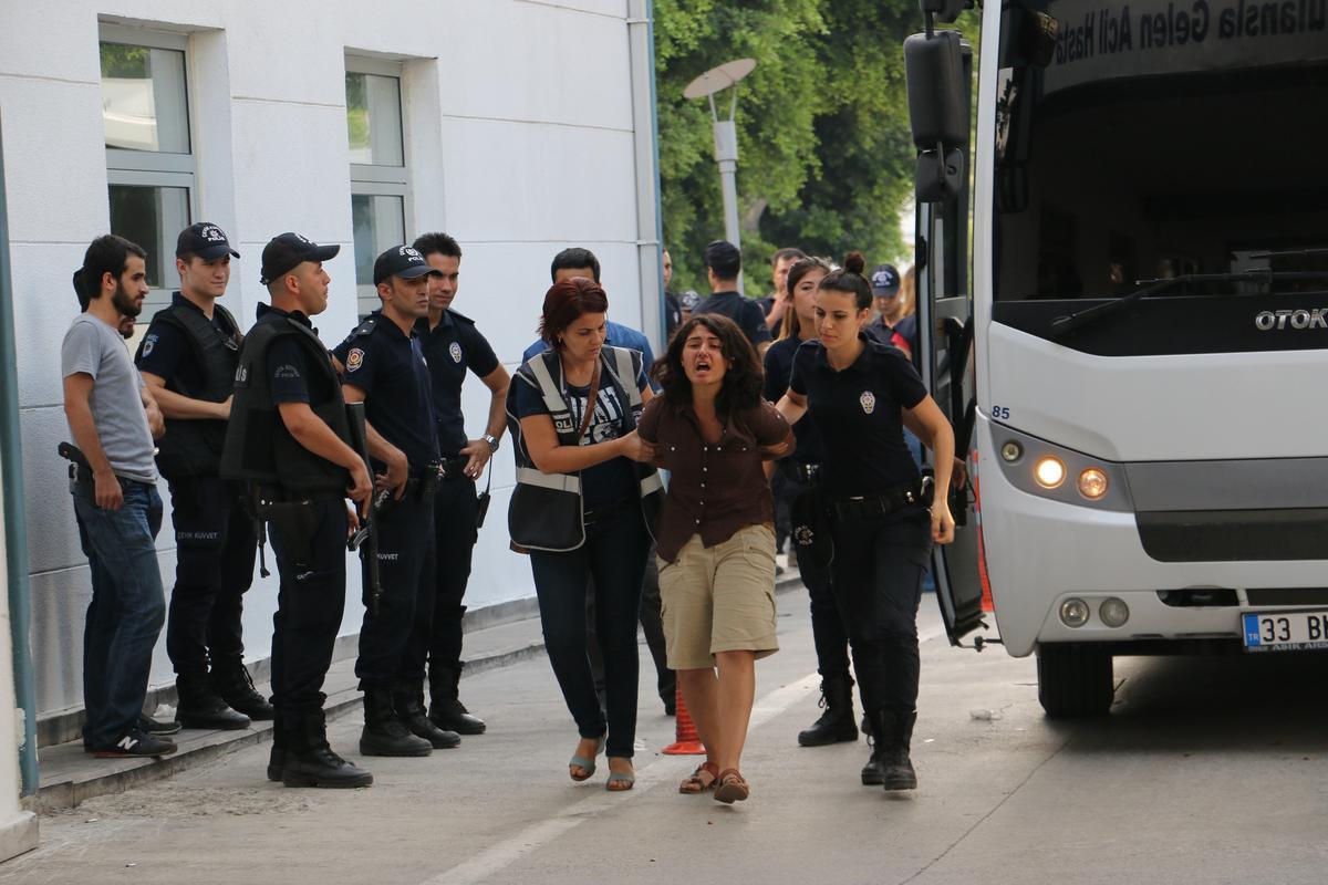 İki ilde DHKPC'ye şafak operasyonu