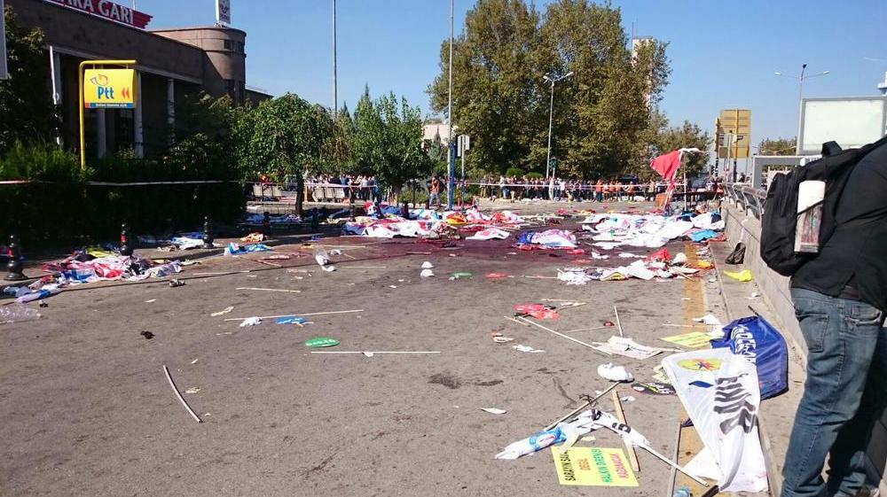 Ankara'da patlama: Çok sayıda ölü ve yaralı var