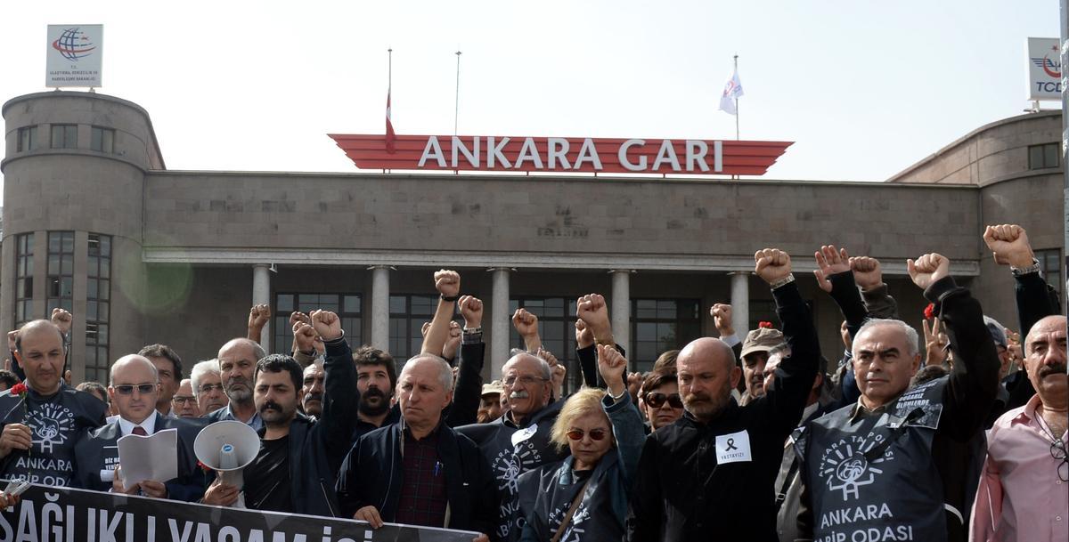 Ankara'daki terör saldırısına tepkiler sürüyor