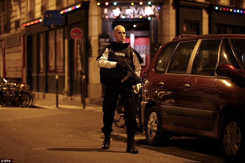 Paris'te kanlı saldırılar