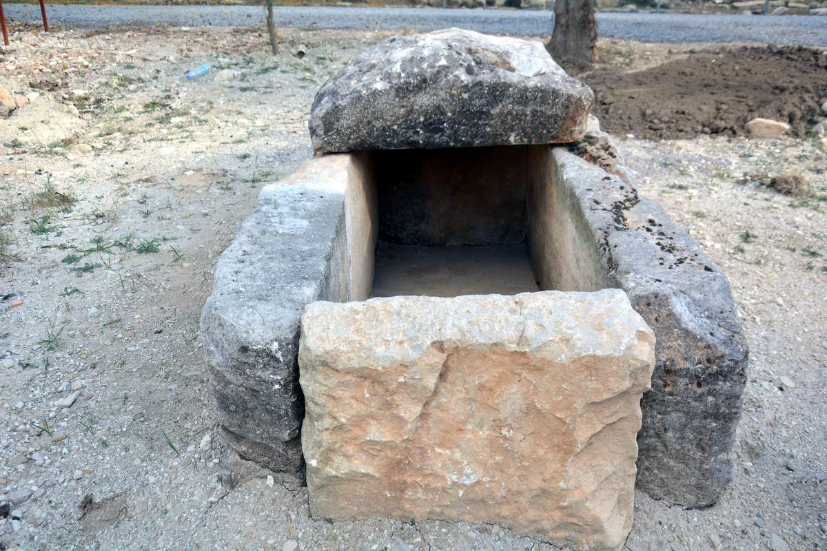 3 bin yıllık kentin gladyatör mezarları sergileniyor