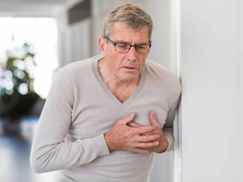 Mide Bulantısı Kusma ve Terleme Mide Bulantısı Kusma ve Terleme