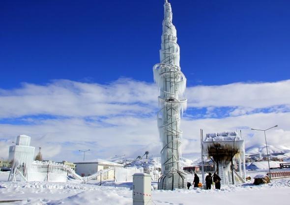 Erzurum'da Sibirya'yı aratmayan görüntü