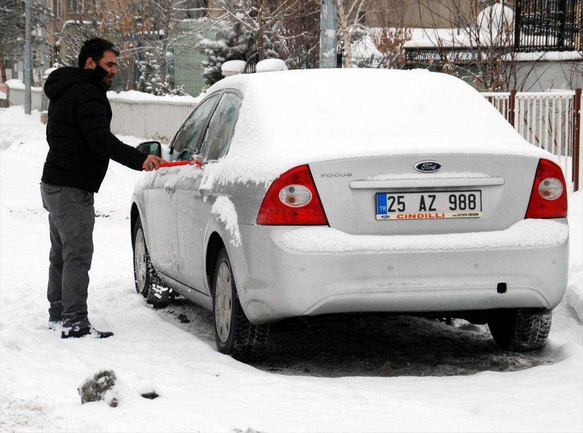 Erzurum'da Sibirya'yı aratmayan görüntü