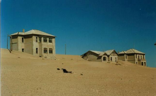 Çöl tarafından yutulan şehir Kolmanskop
