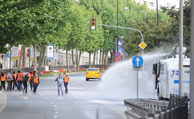 Taksim ve Beşiktaş'ta ortalık karıştı