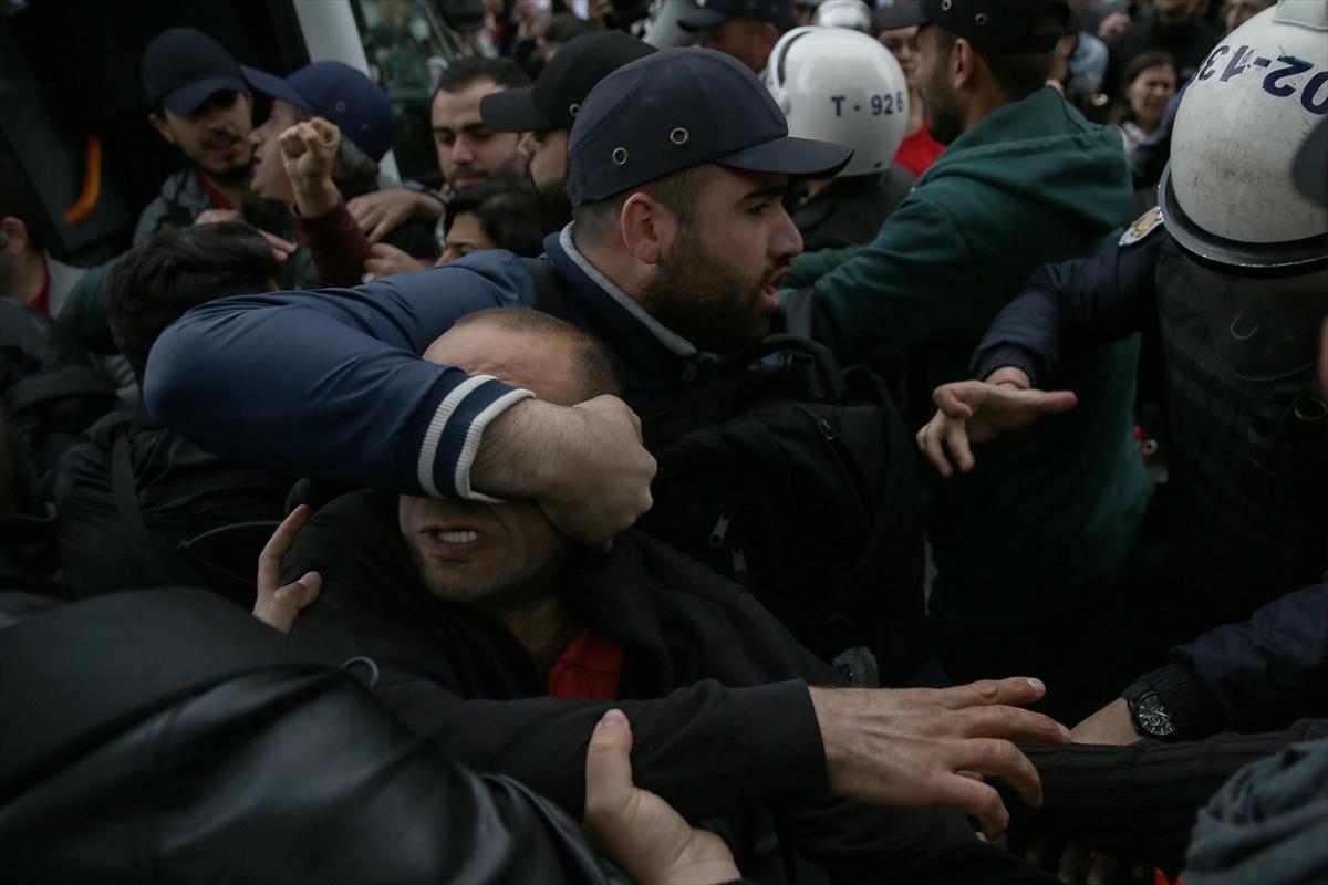 Taksim ve Beşiktaş'ta ortalık karıştı
