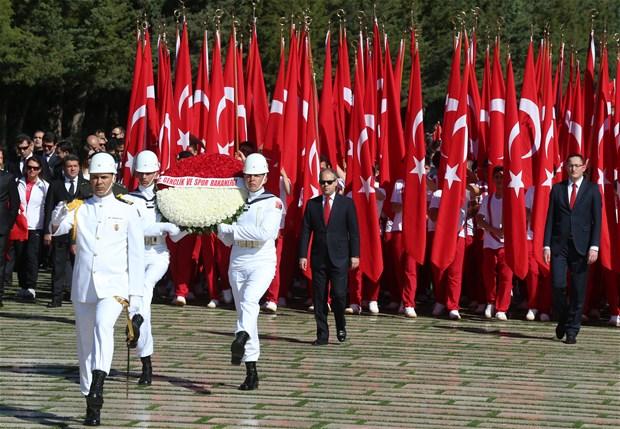 Gençler Anıtkabir'e koştu