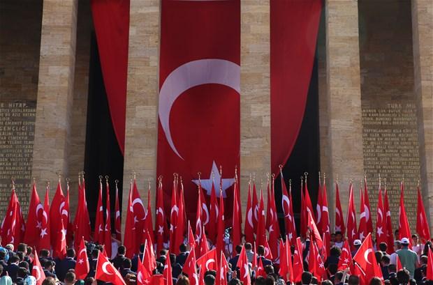 Gençler Anıtkabir'e koştu