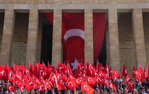 Gençler Anıtkabir'e koştu