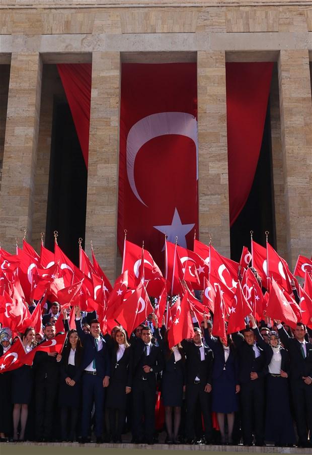 Gençler Anıtkabir'e koştu