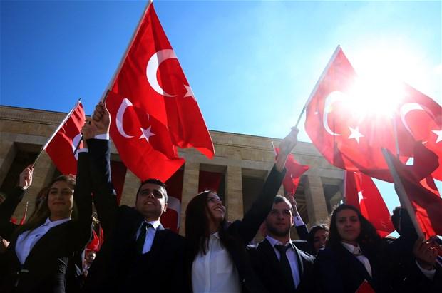 Gençler Anıtkabir'e koştu
