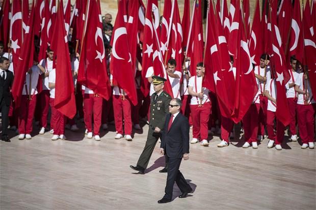 Gençler Anıtkabir'e koştu