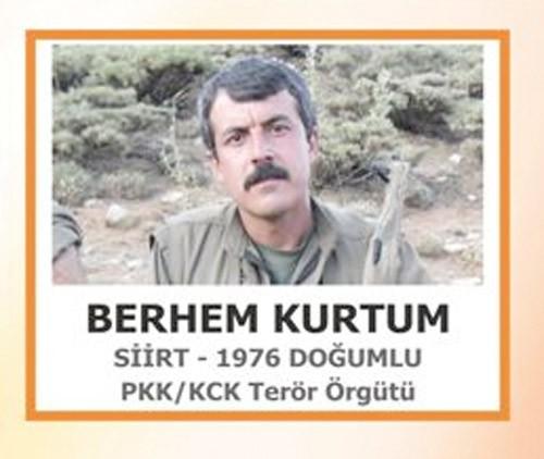 PKK'lıların fotoğrafları billboardlara asıldı