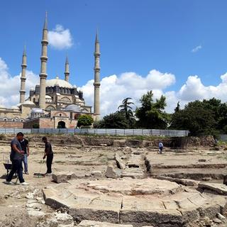 Kazı yapılırken Mimar Sinan'ın hiç bilinmeyen eserini buldular