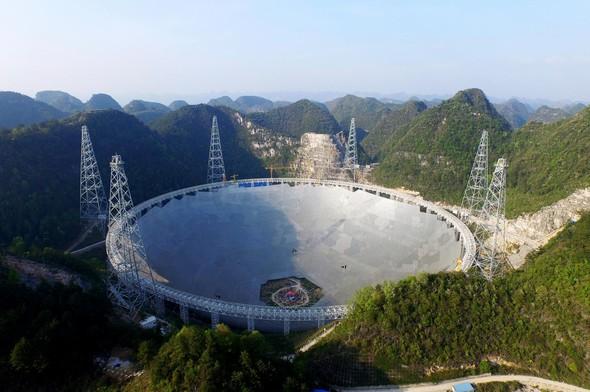 Çinliler dünyanın en büyük radyo teleskobunu yaptı