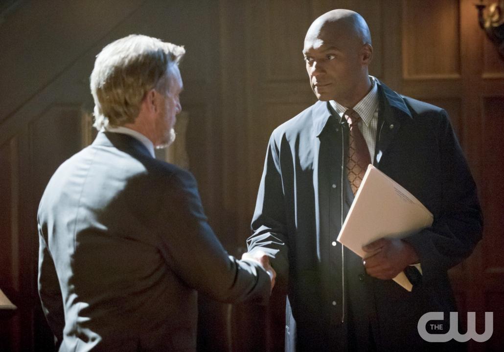 arrow 1 sezon 21 bolum fotograflari