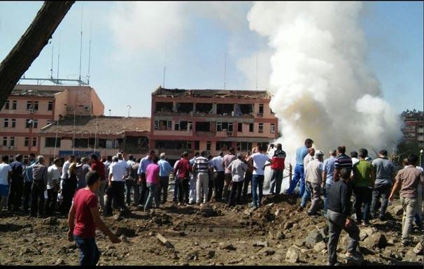 Elazığ'da bombalı saldırı