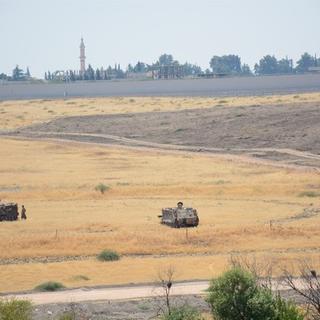 Sınıra tanklar gönderildi