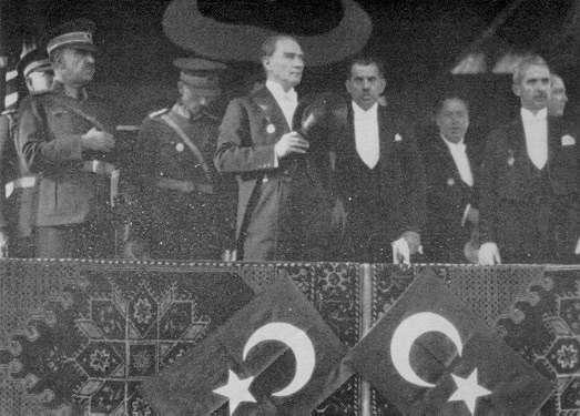 Atatürk’ün çok özel 29 Ekim kareleri