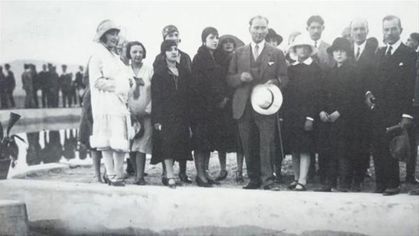 Asırlık nine ve dedeler "Cumhuriyet"i anlattı