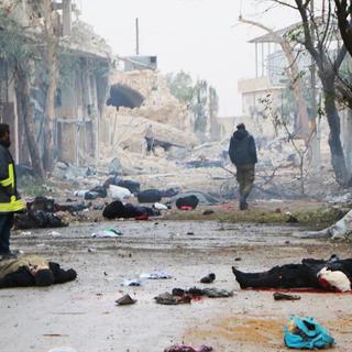 Esad 45 sivili bombaladı, sokaklar kan gölüne döndü