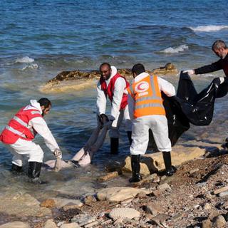 Libya'da cesetler kıyıya vurdu