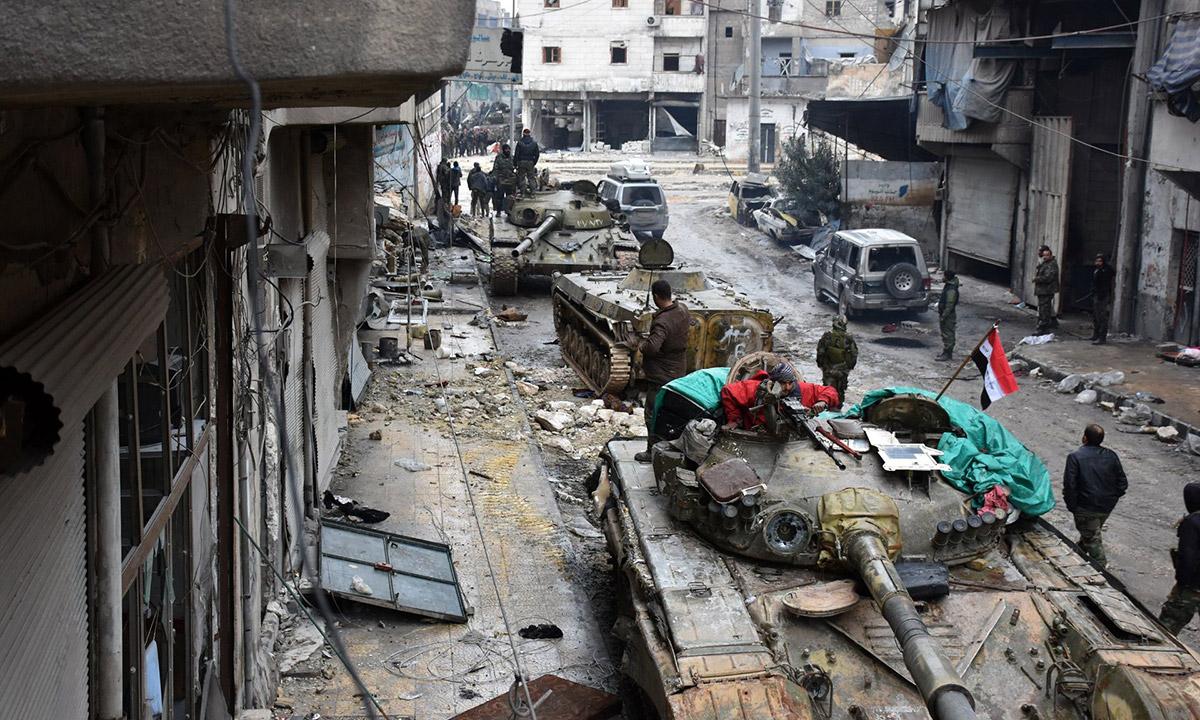 Halep'teki tahliye konvoyuna saldırıdan ilk görüntüler
