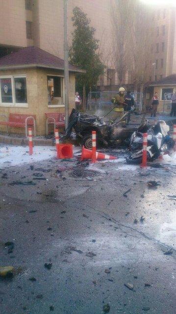 Dünya İzmir'deki saldırıyı bu karelerle gördü
