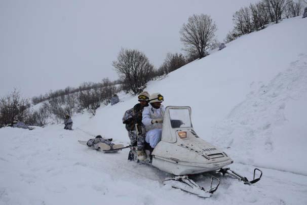 Bingöl'de ağır kış şartlarında PKK'ya operasyon