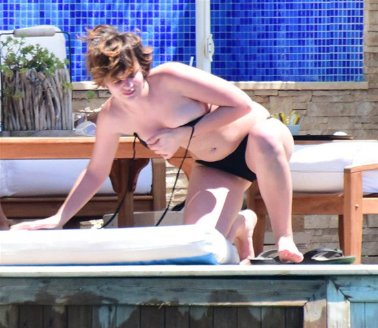 Farah Zeynep Abdullah çok fena yakalandı