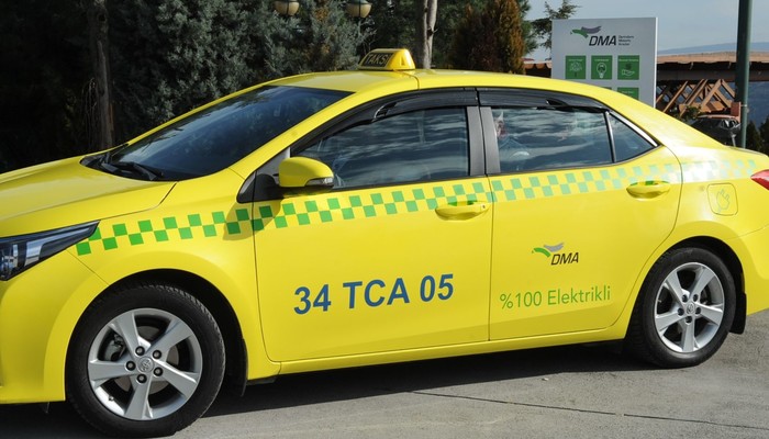İstanbul'un ilk elektrikli taksisi