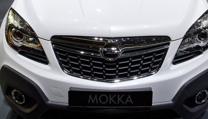 Üç yeni Opel