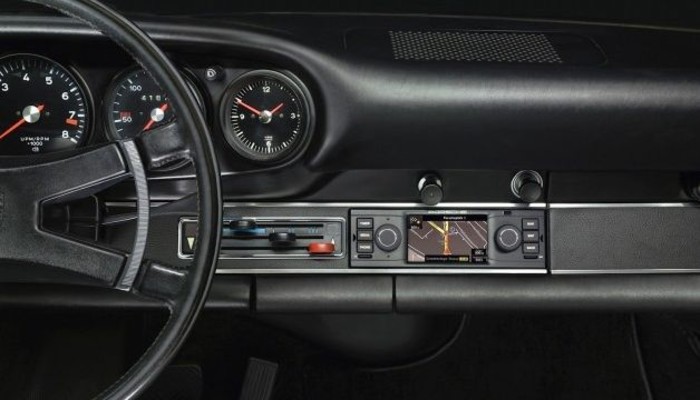 Bu eski Porsche teknolojiye ayak uydurdu