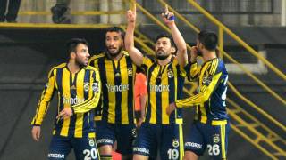 Fenerbahçe Akhisar Belediyespor'u 3-0 mağlup etti