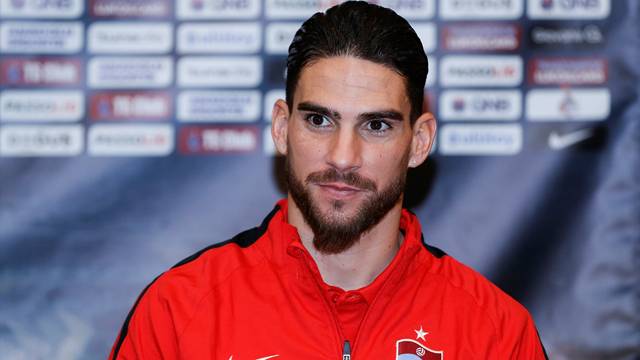 Carl Medjani yeniden Trabzonspor'da! İşte maliyeti