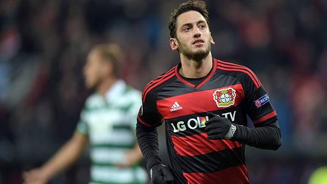 Hakan Çalhanoğlu kararını verdi! Cezaya itiraz edecek mi?