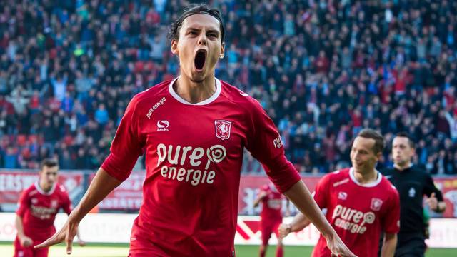 Twente, Enes Ünal için teklifini yaptı