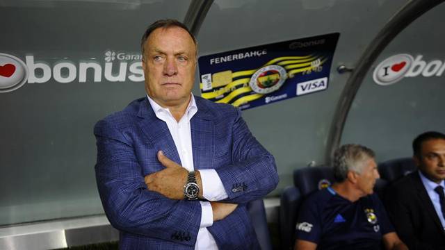 Advocaat ayrılığının nedenini açıkladı
