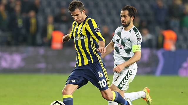 Fenerbahçe'den flaş Robin van Persie kararı!