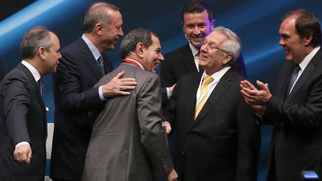 Erdoğan, Özbek ve Yıldırım'ı bir araya getirdi