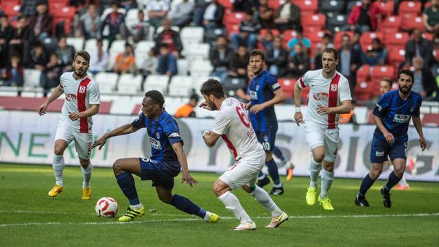 Büyükşehir Gaziantepspor 1 - 1 Balıkesirspor
