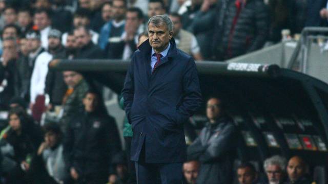 Şenol Güneş: 'Elendik ama başımız dik'