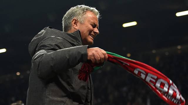 90+5 duygu dolu anlar! Mourinho dağıldı...