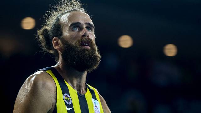 Datome, Fenerbahçe Final Four'u kazanırsa saçını kesecek