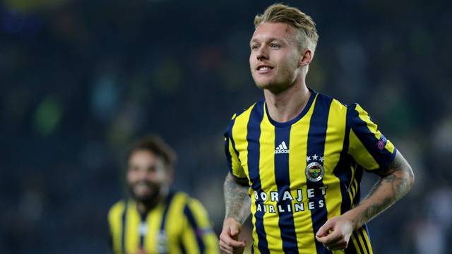 Kjaer için Gustavo Gomez artı 13 milyon euro